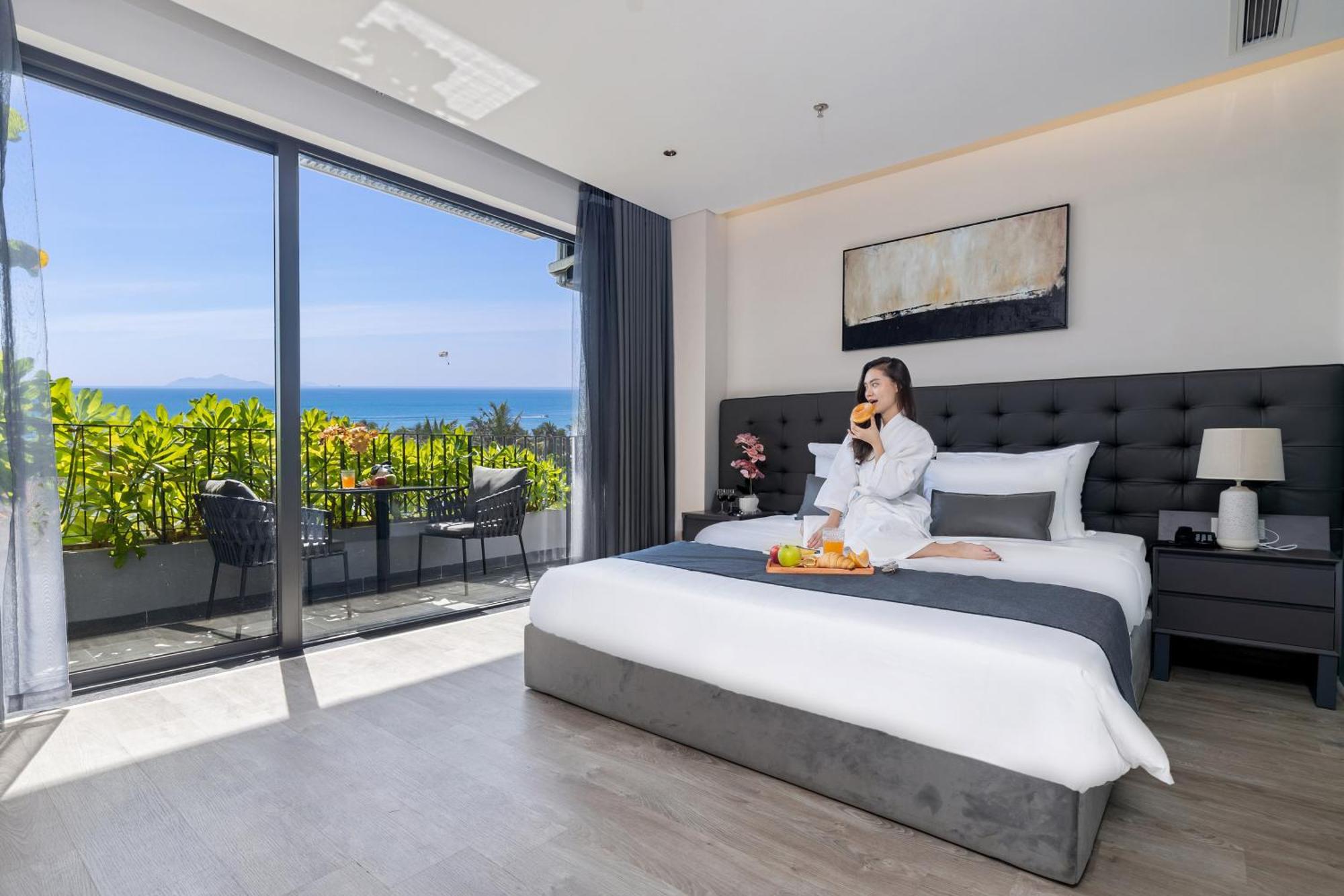 Jbay Beachfront Boutique Hotel Дананг Екстер'єр фото