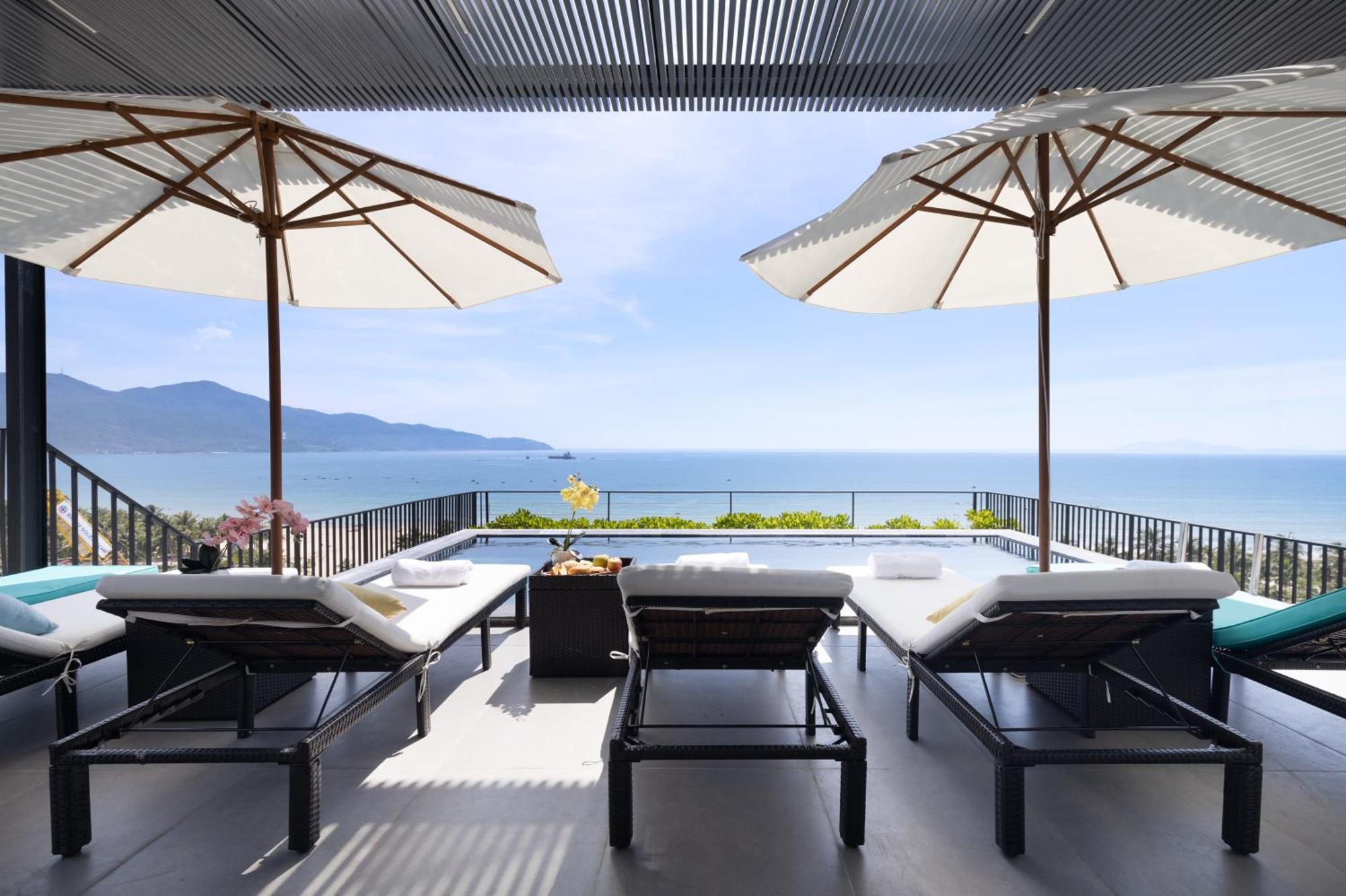 Jbay Beachfront Boutique Hotel Дананг Екстер'єр фото