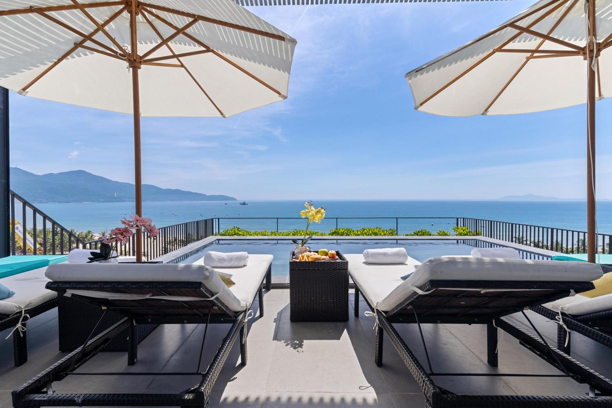 Jbay Beachfront Boutique Hotel Дананг Екстер'єр фото