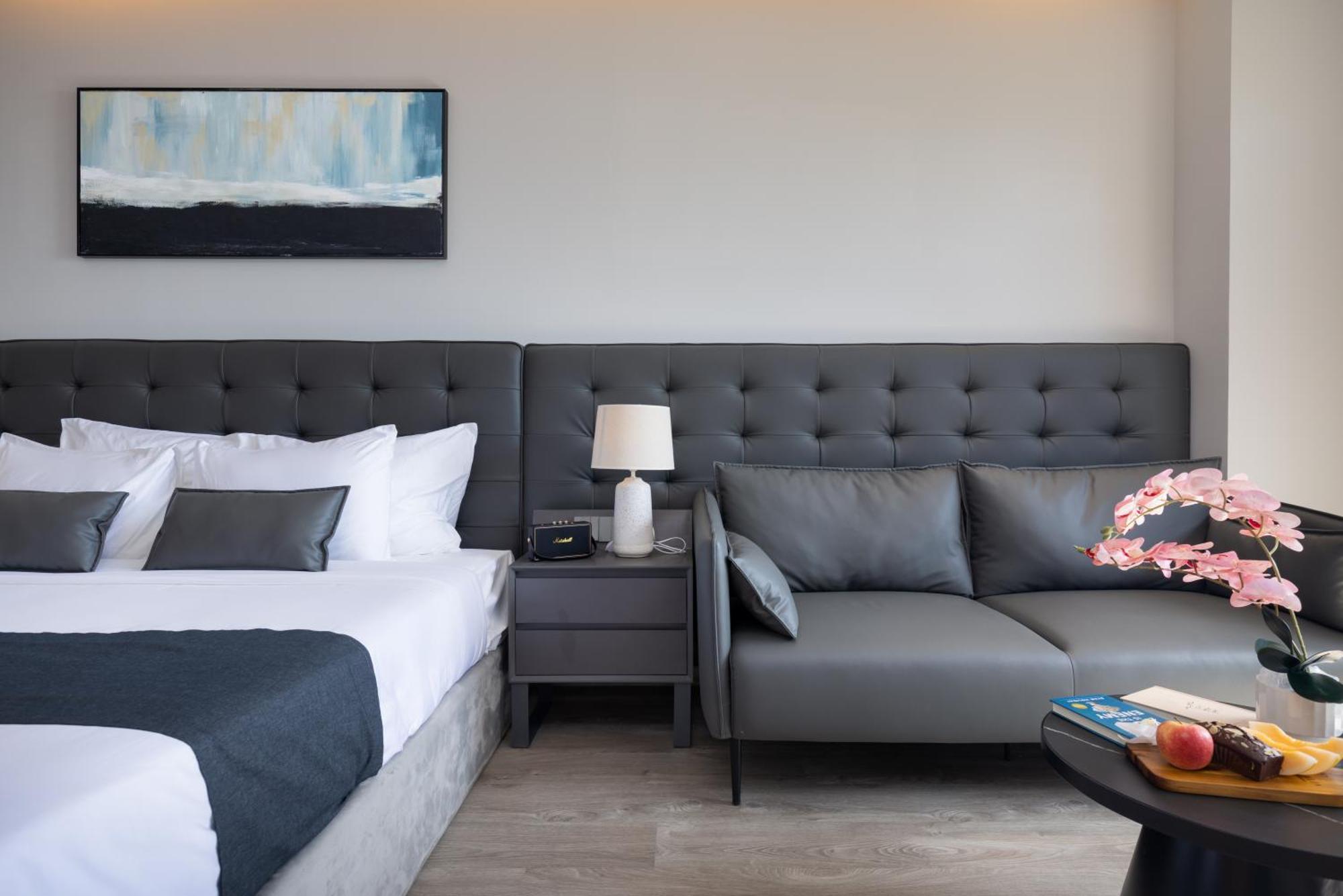 Jbay Beachfront Boutique Hotel Дананг Екстер'єр фото
