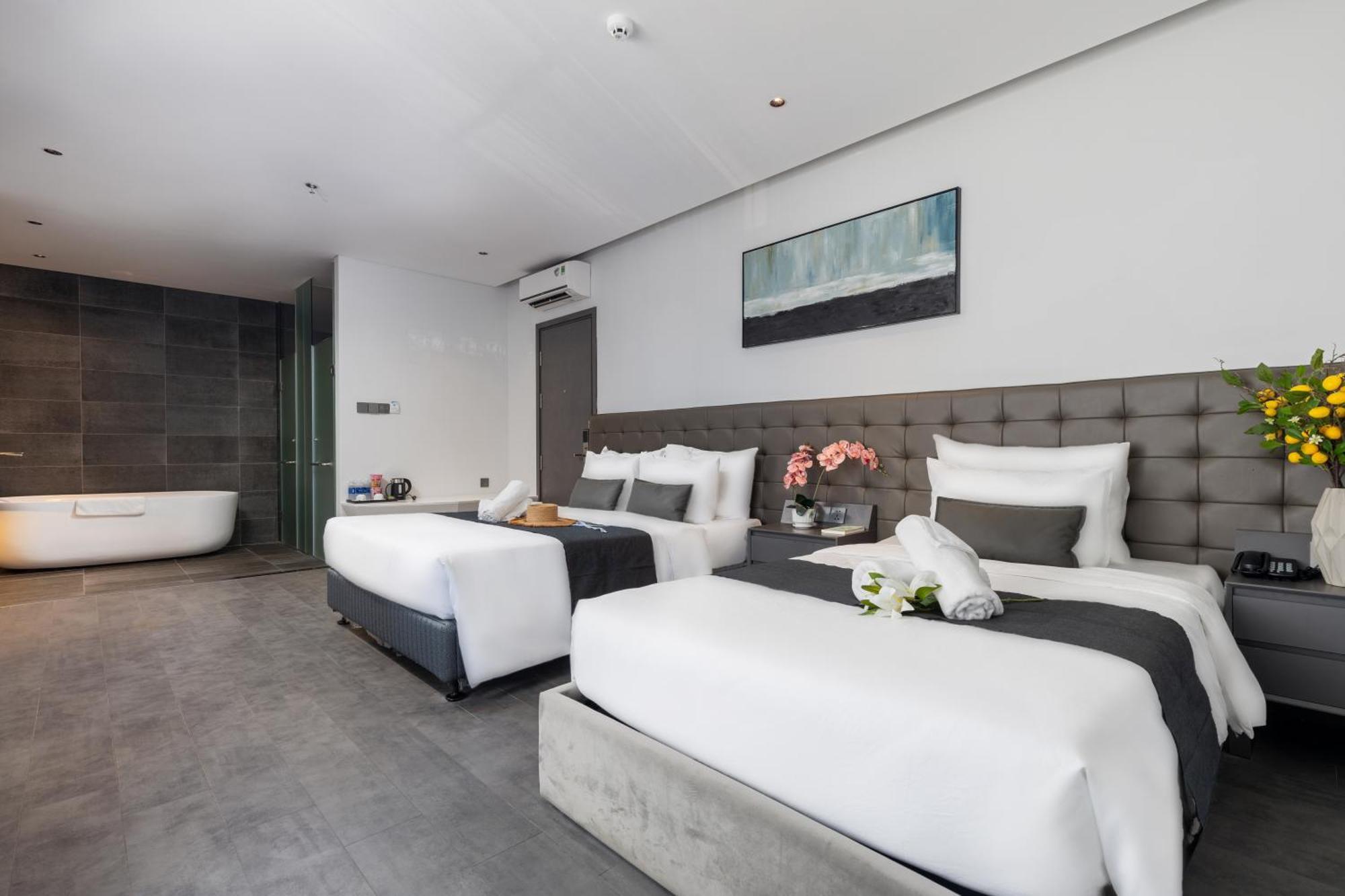 Jbay Beachfront Boutique Hotel Дананг Екстер'єр фото