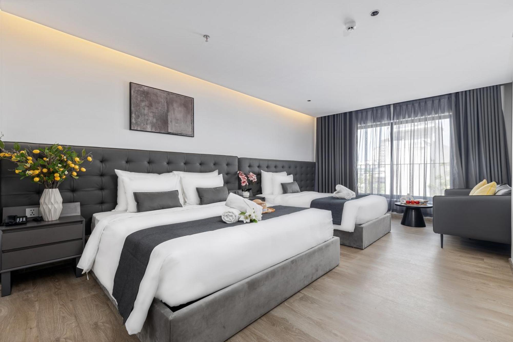 Jbay Beachfront Boutique Hotel Дананг Екстер'єр фото